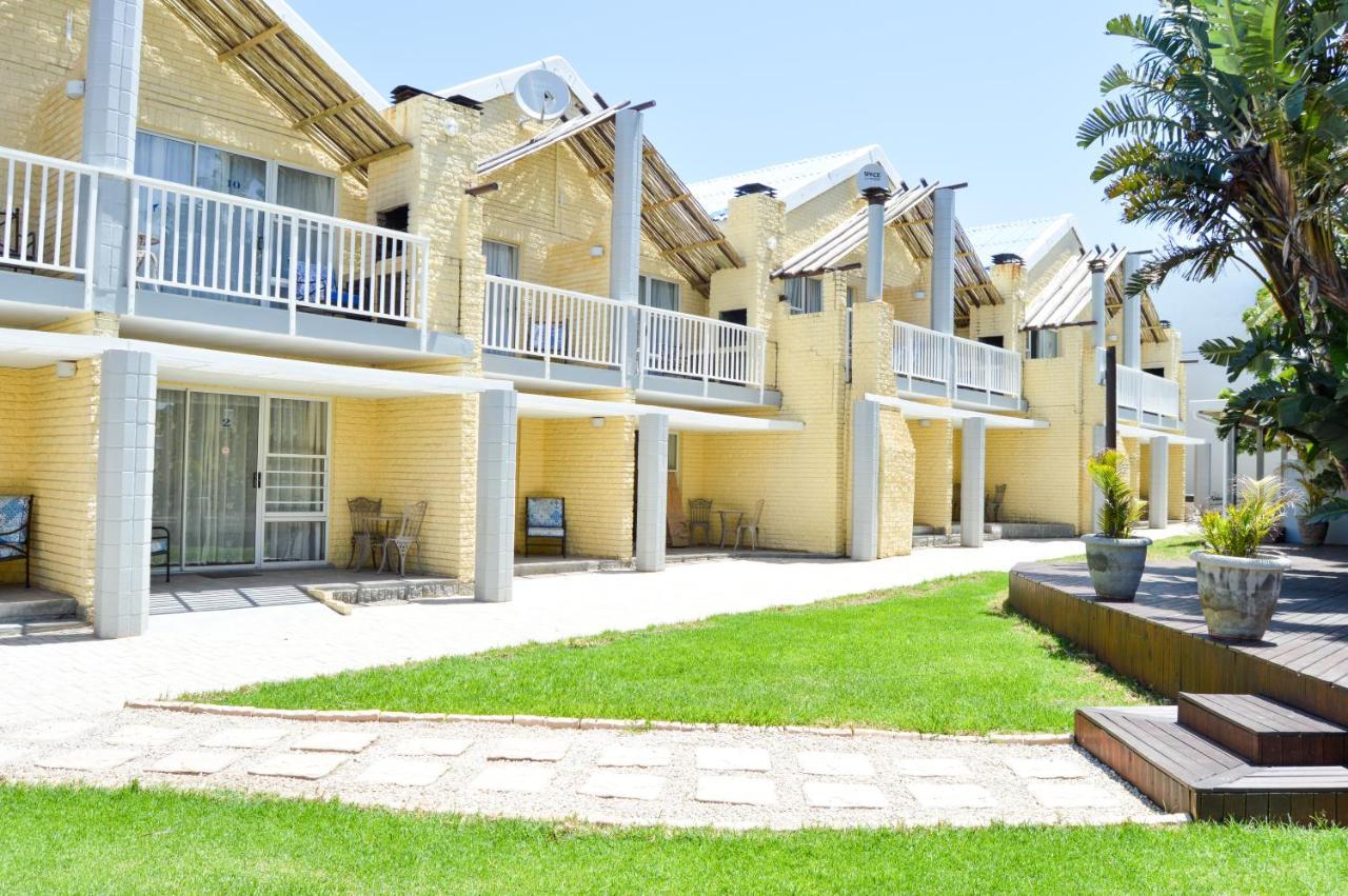 Beach Cabanas Jeffreys Bay Bagian luar foto